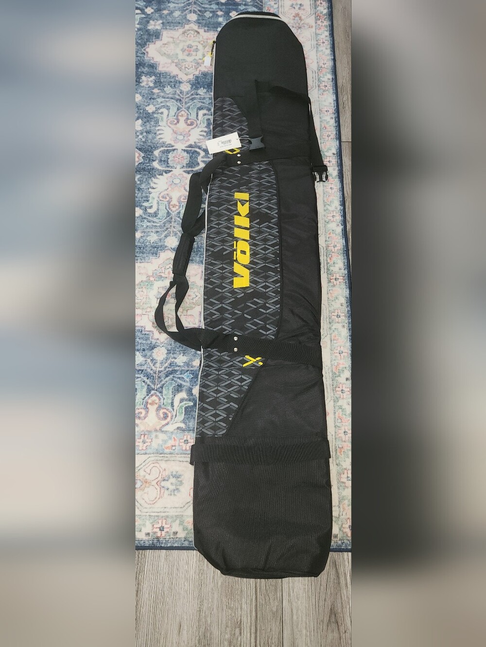 Volkl Expandable Single Ski Bag-black. NWT #11364